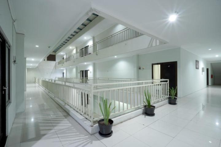 D'Paragon Bukit Sari Semarang Extérieur photo